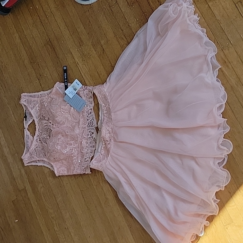 2 piece As U Wish Prom, Homecoming size 5 NWT